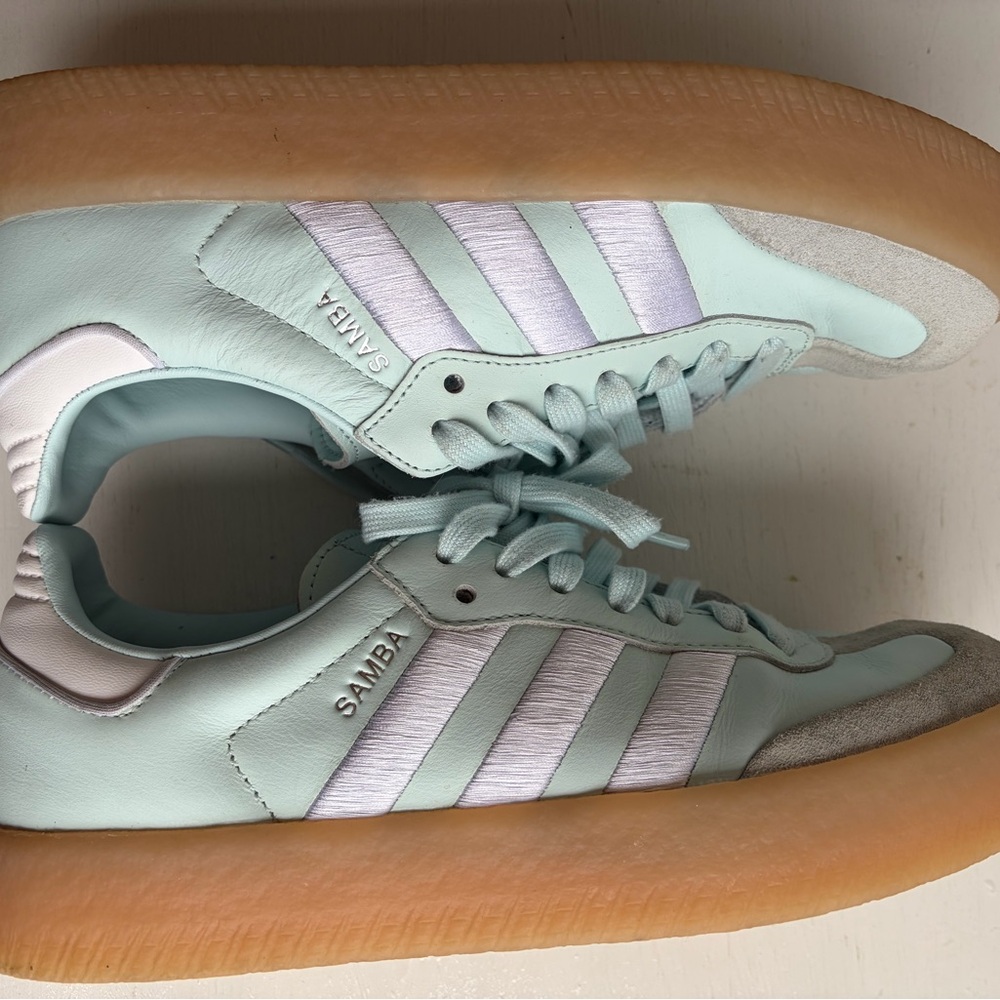 Adidas Samba Shoe- Almost Blue / Cloud White / Silver Metallic Women's US Size 8 - Picture 5 of 9